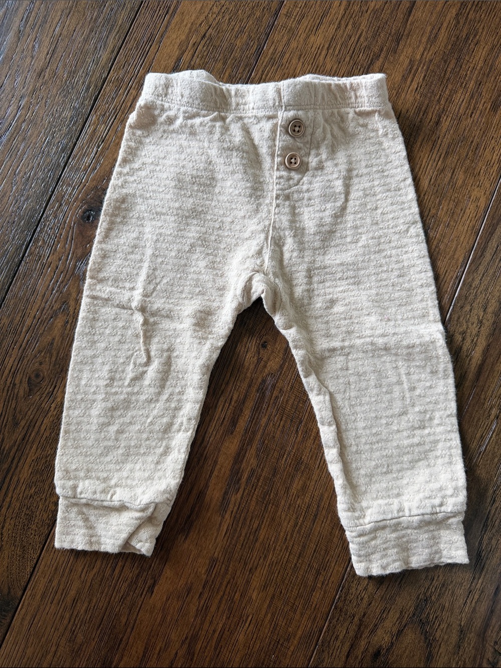 Quincy Mae Cream Textured Knit Leggings with Button Front